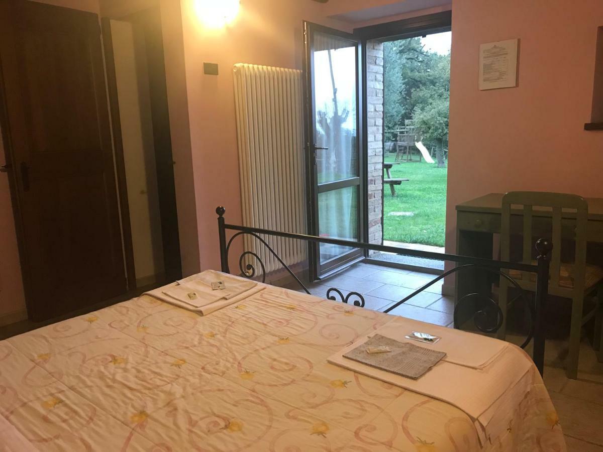 Agriturismo Ca'Verdeselle Fermignano Esterno foto